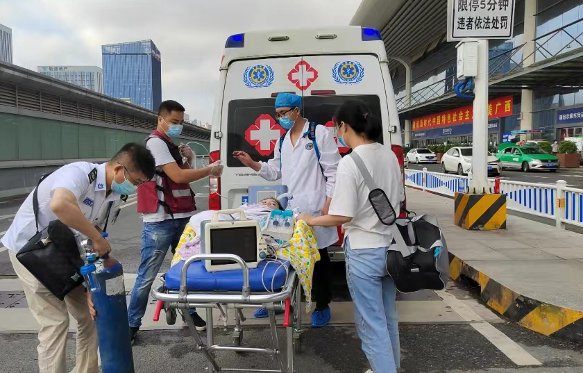 滦南县救护车出租公司